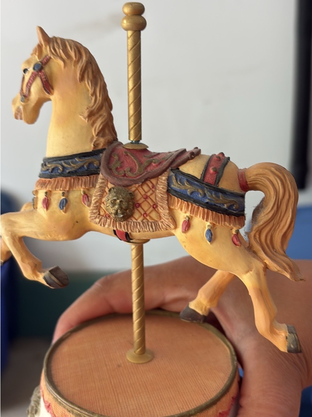 Vintage Carousel Horse Figurine Music Box in Cream and Gold